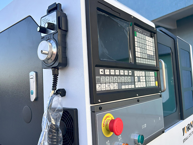 小型車銑復(fù)合機